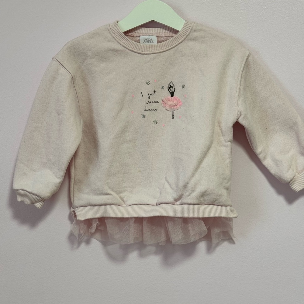 light pink sweatshirt with lace edge